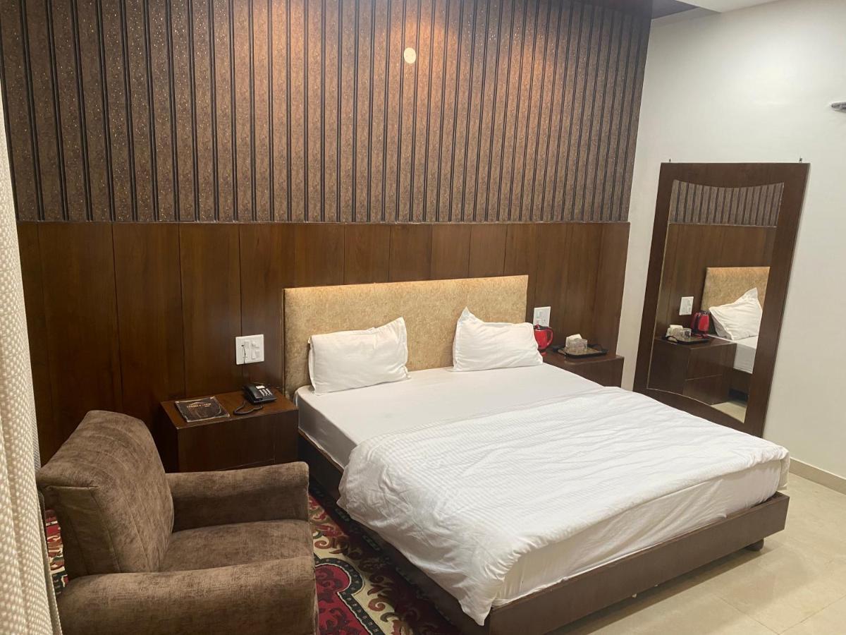 Hotel Temple View Inn Anandpur Sāhib Extérieur photo