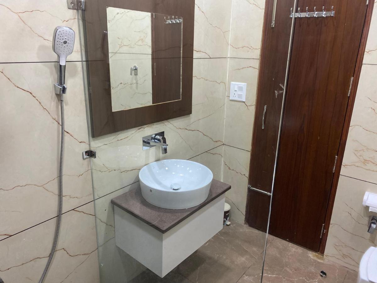 Hotel Temple View Inn Anandpur Sāhib Extérieur photo