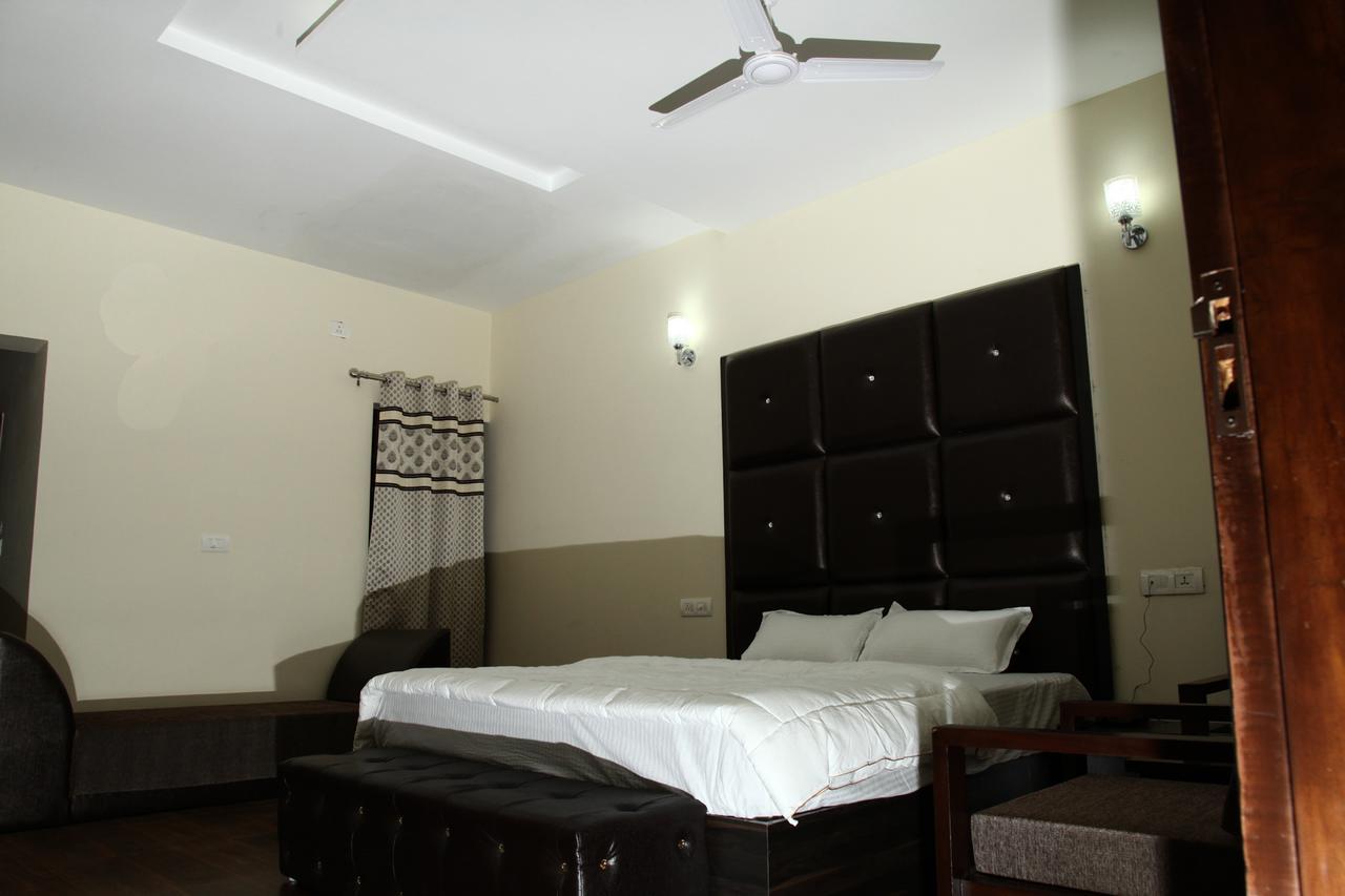 Hotel Temple View Inn Anandpur Sāhib Extérieur photo