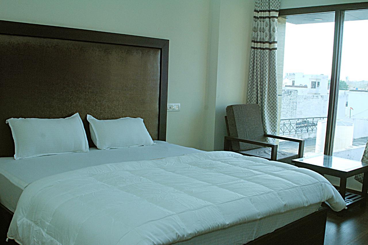 Hotel Temple View Inn Anandpur Sāhib Extérieur photo