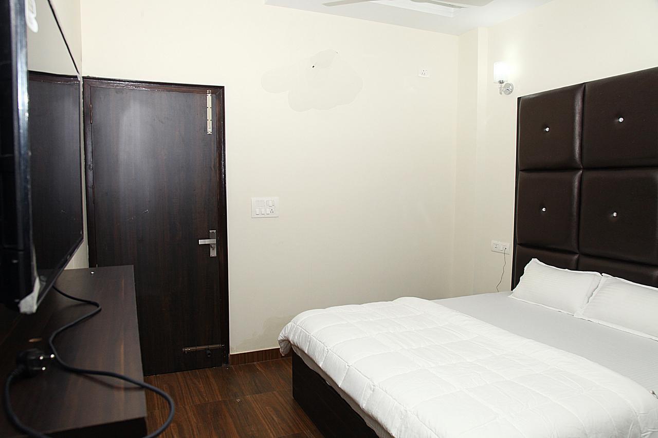 Hotel Temple View Inn Anandpur Sāhib Extérieur photo